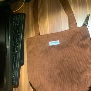 Brown tote bag 🤎